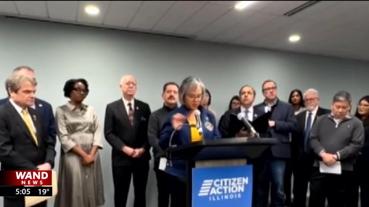 Durbin, Kelly join Citizen Action Illinois in fight against Trump budget cuts to Medicaid, SNAP